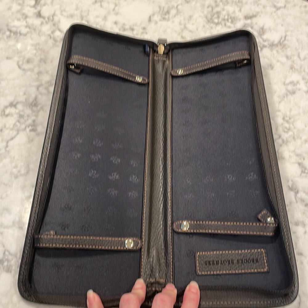 Leather Brooks Brother’s Travel Tie Case